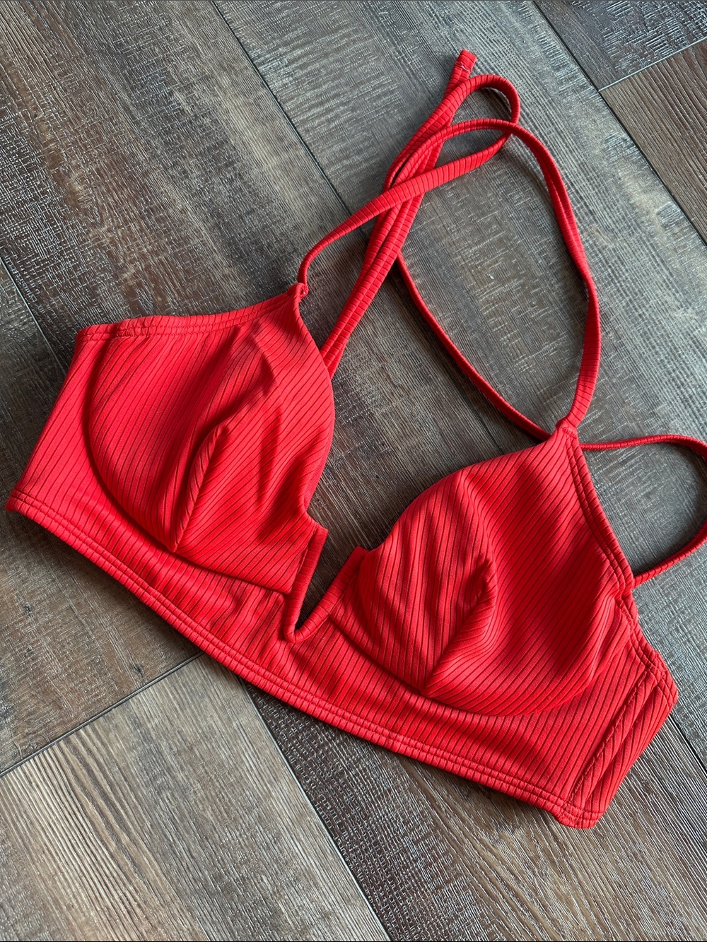 NWOT bikini top 32D